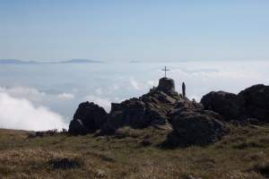 Xtrallusion offers independent self-guided Walking, Adventure, Activity, Skiing and Paragliding Holiday itineraries on the Italian Rivieras, in the Italian Lakes, in the Italian Alps and in some of the most beautiful corners of Italy.